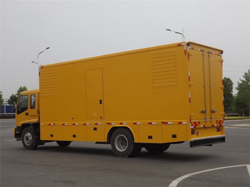 资阳出租发电机-柴油发电机组电压低报警怎么办？