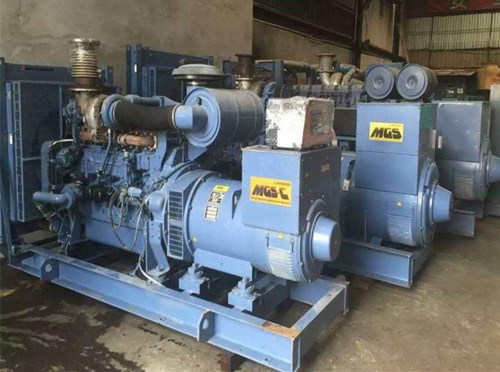 资阳发电机组带负载降电压是什么原因照成的？