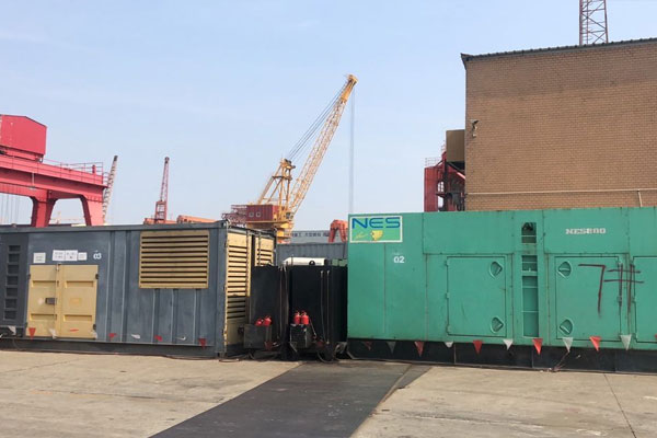 资阳发电机出租空气滤清器的清洁频率是多少？